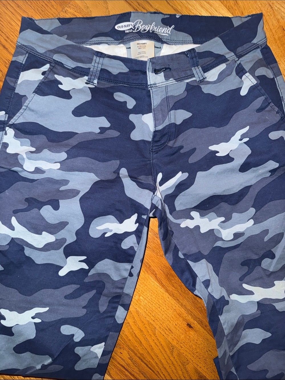 Old Navy Boyfriend Camo Capris